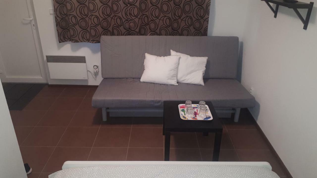 Apartman - Sukromie V Meste Братислава Екстер'єр фото